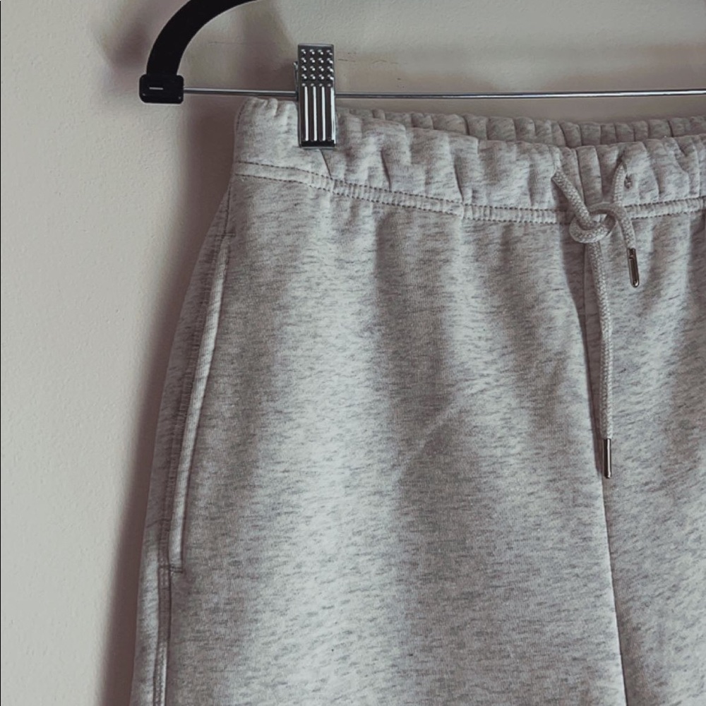 OLD NAVY joggers with pockets & drawstring